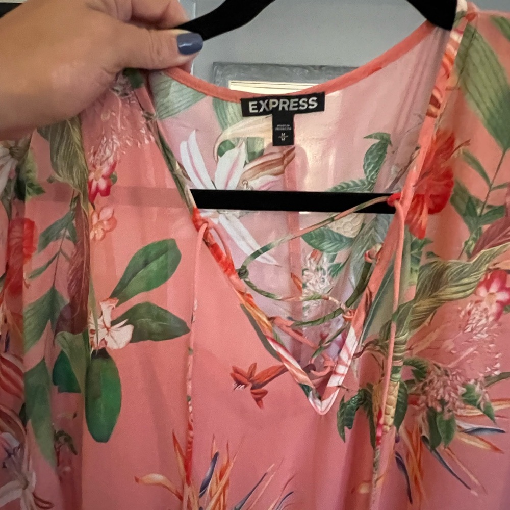 Express Resort Collection 🌴 - Picture 2 of 3
